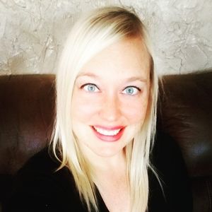 Meet your Posher, Cassandra